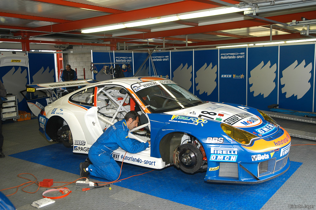 2004 Porsche 911 GT3 RSR Gallery