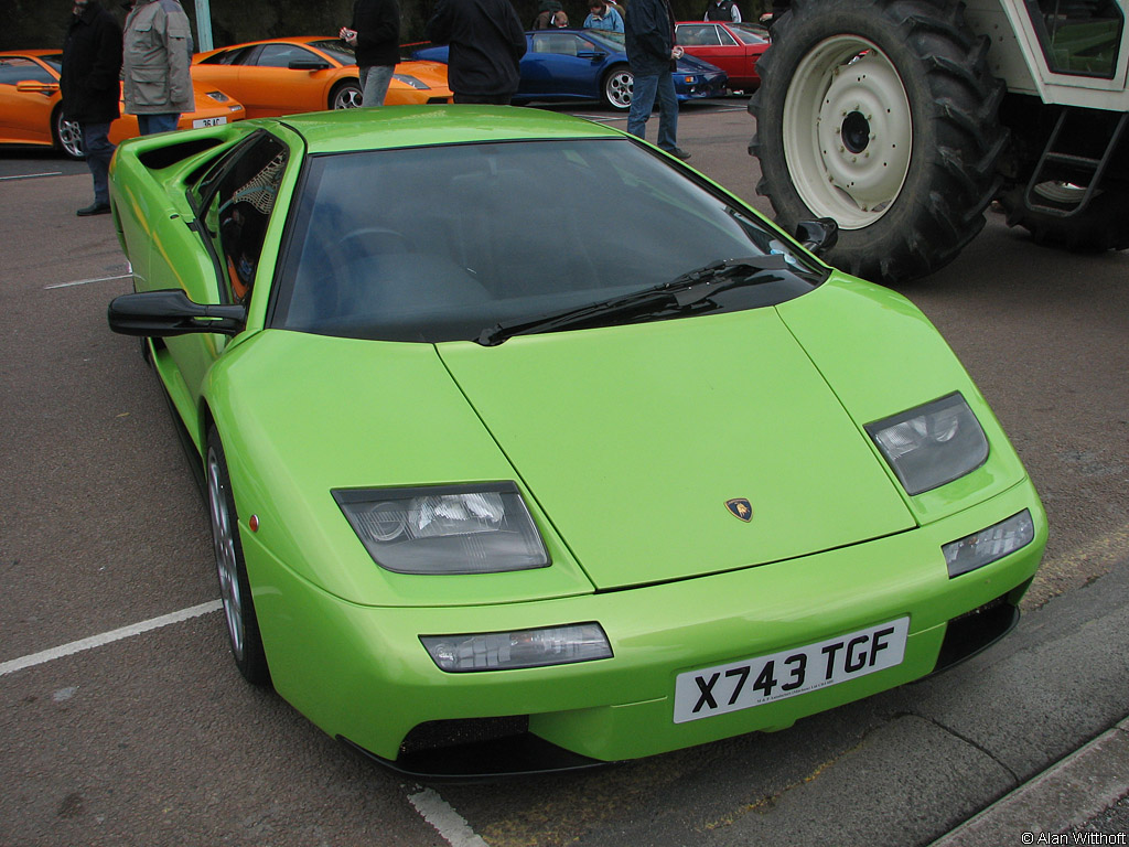 2000 Lamborghini Diablo VT 6.0 Gallery