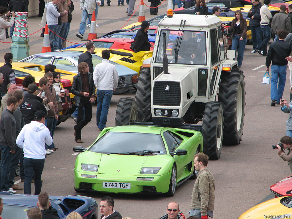 2000 Lamborghini Diablo VT 6.0 Gallery