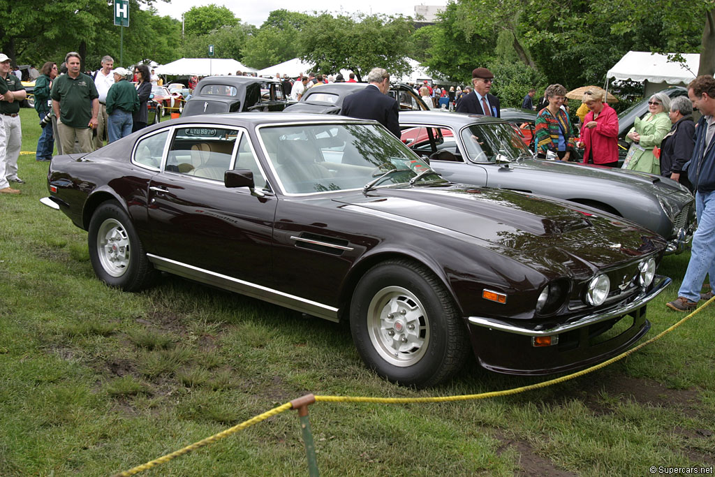 1977 Aston Martin V8 Vantage Gallery