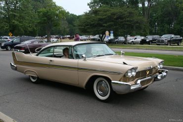 1958 Plymouth Fury Golden Commando