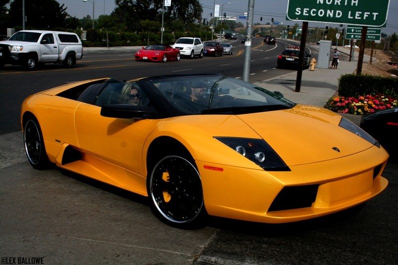 2004 Lamborghini Murciélago Roadster Gallery