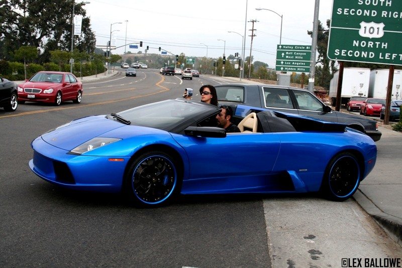 2004 Lamborghini Murciélago Roadster Gallery