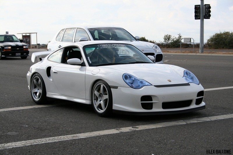 2004 Porsche 911 GT2 Gallery