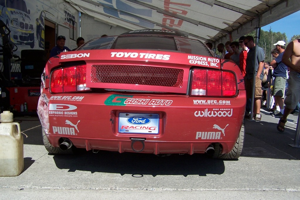 2005 Ford Mustang GT Gallery