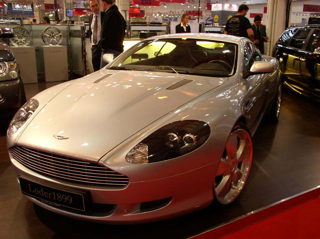 2004 Aston Martin DB9 Gallery