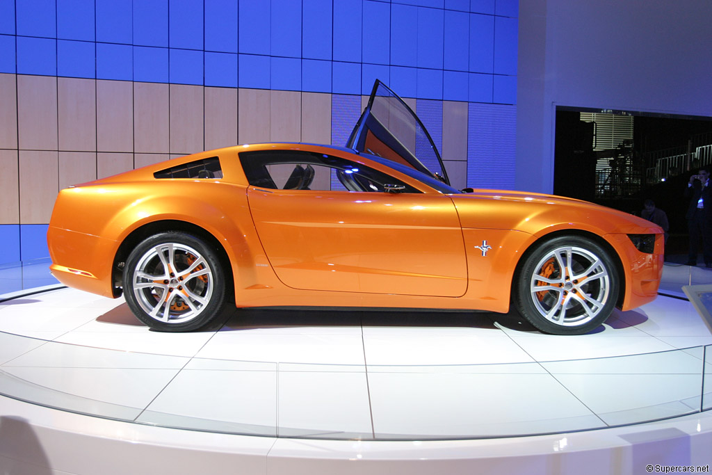 2006 Ford Mustang Giugiaro Concept Gallery