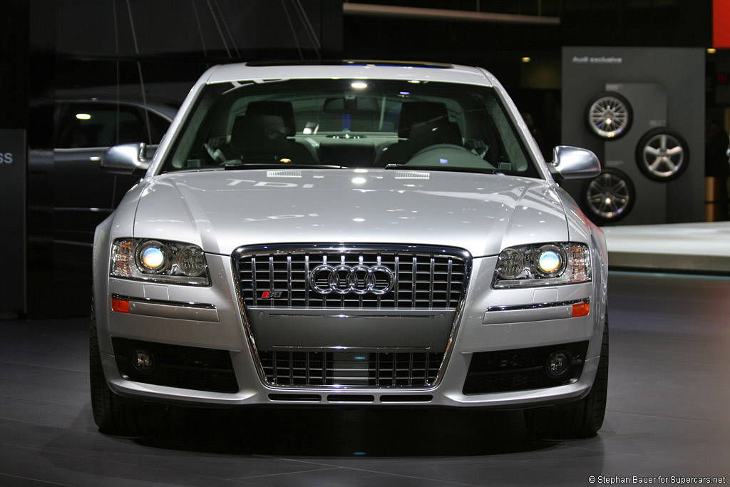 2006 Audi S8 5.2 FSI quattro Gallery