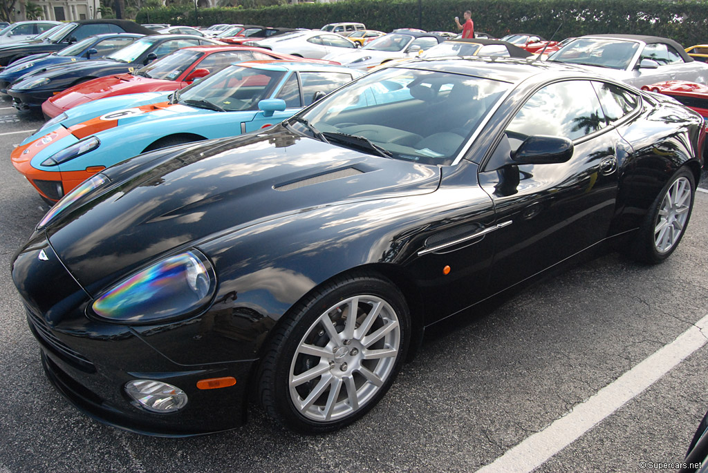 2004 Aston Martin Vanquish S V12 Gallery