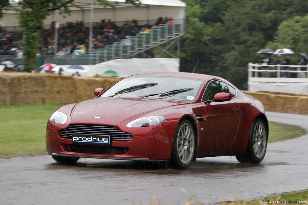 2007 Aston Martin V8 Vantage Roadster Gallery