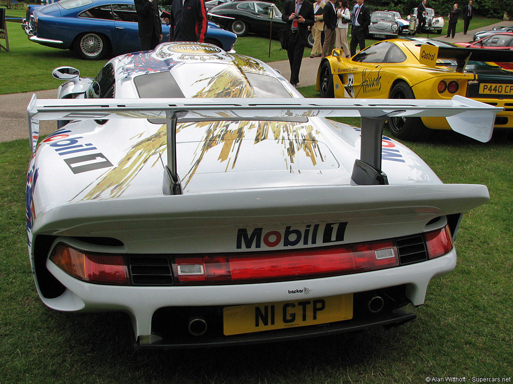 1996 Porsche 911 GT1 Gallery