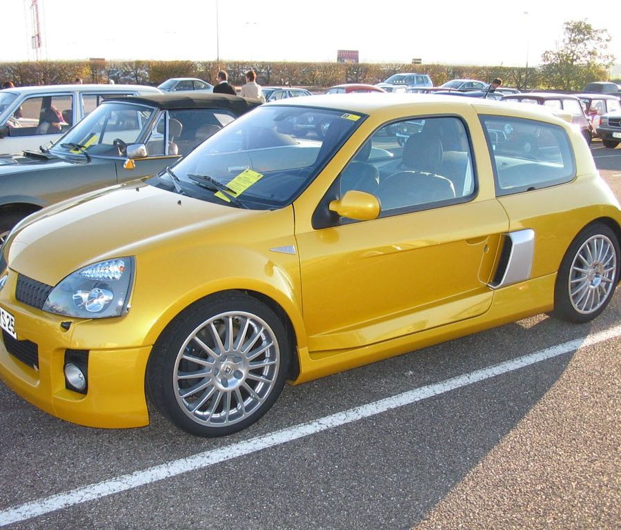 2003 Renault Clio V6 Gallery