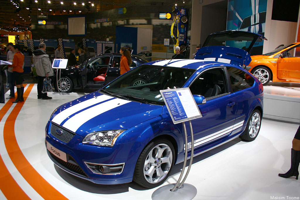 2005 Ford Focus ST Gallery