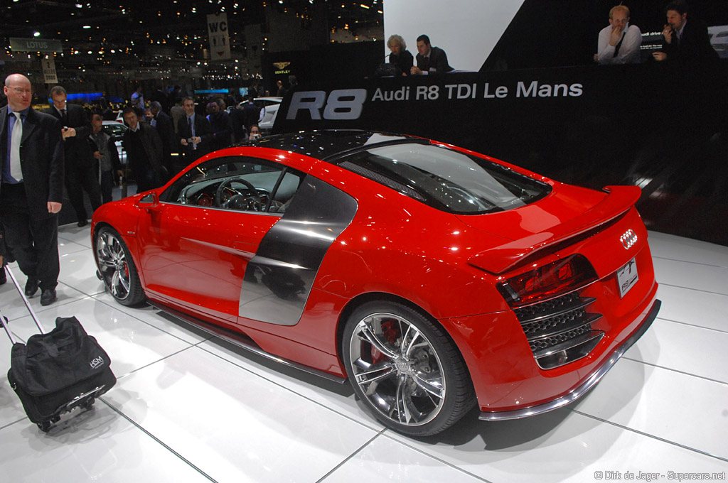 2008 Audi R8 V12 TDI Le Mans Gallery