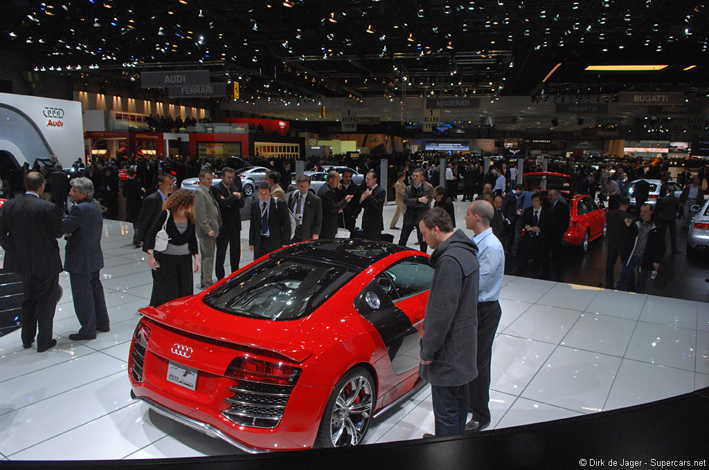 2008 Audi R8 V12 TDI Le Mans Gallery