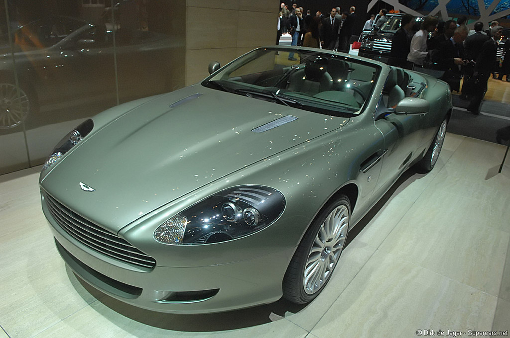 2004 Aston Martin DB9 Gallery