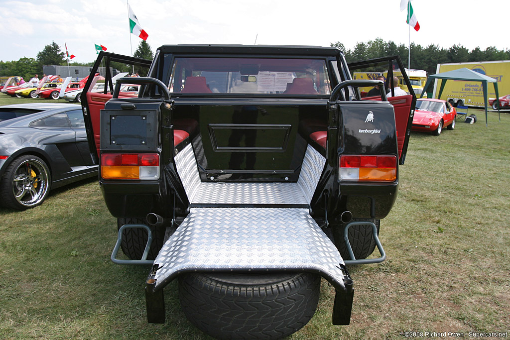 1986 Lamborghini LM002 Gallery