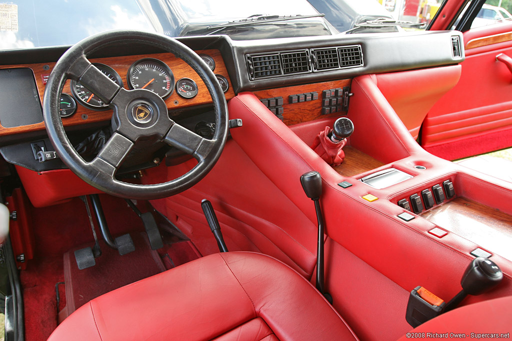 1986 Lamborghini LM002 Gallery