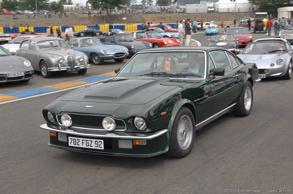 1977 Aston Martin V8 Vantage Gallery