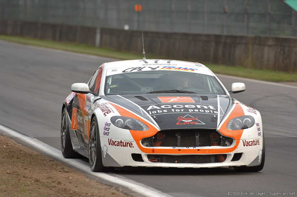 2006 Aston Martin V8 Vantage N24 Gallery