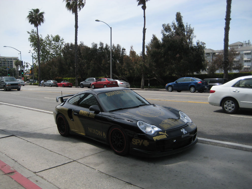 2004 Porsche 911 GT2 Gallery