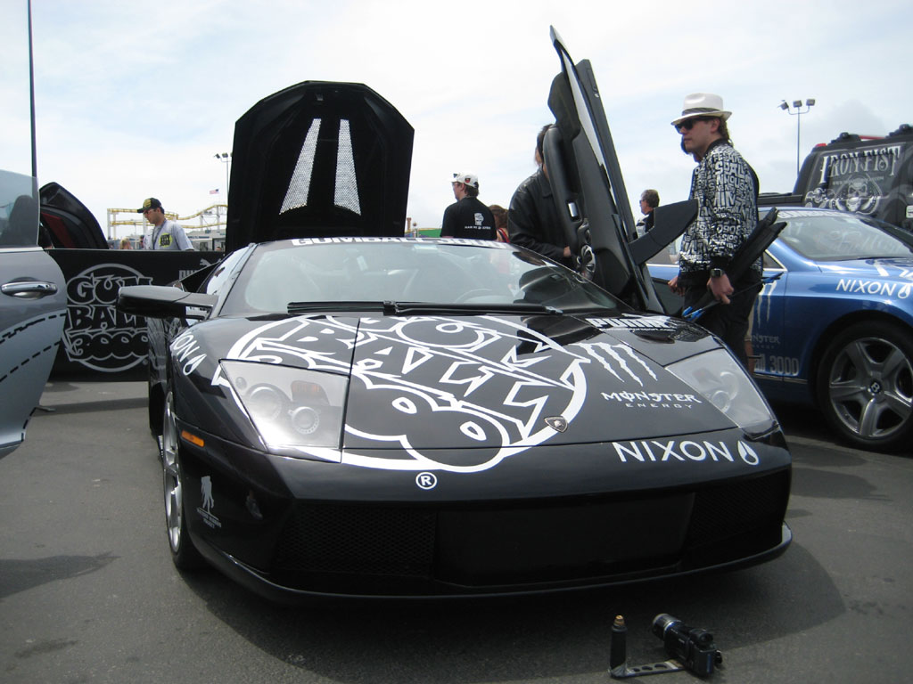 2004 Lamborghini Murciélago Roadster Gallery