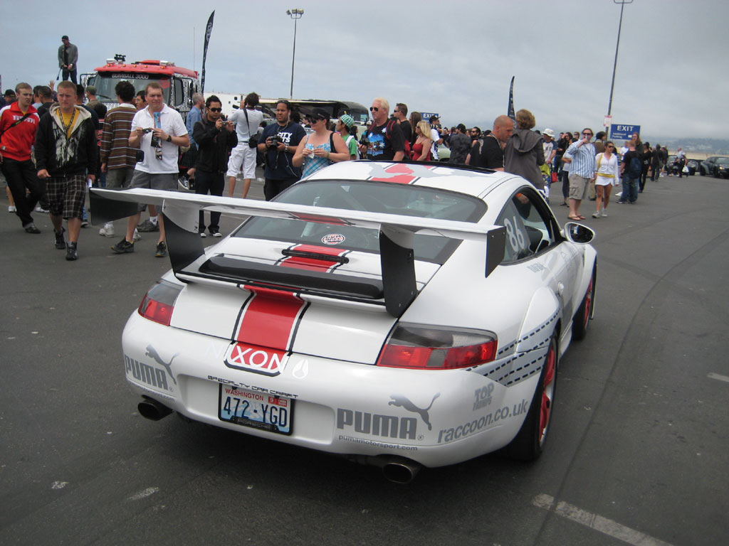 2004 Porsche 911 GT3 RSR Gallery