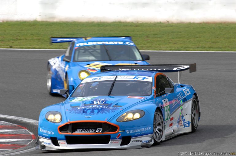 2005 Aston Martin DBR9 Gallery