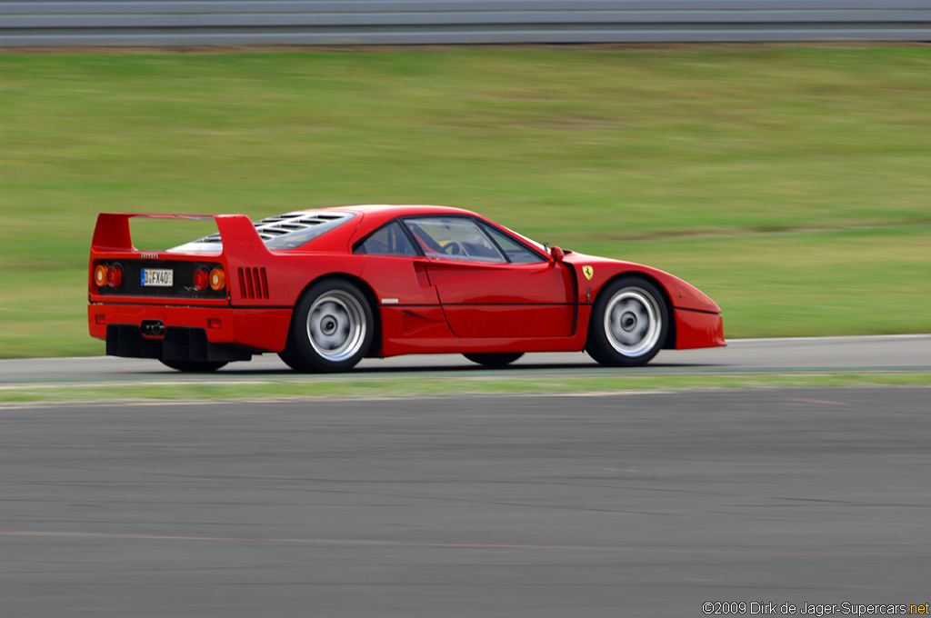 1987 Ferrari F40 Gallery