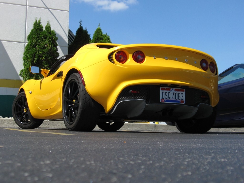 2004 Lotus Elise 111R