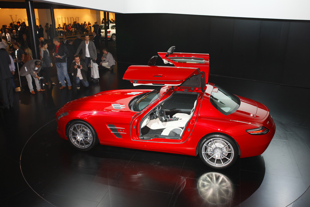 2010 Mercedes-Benz SLS AMG Gallery