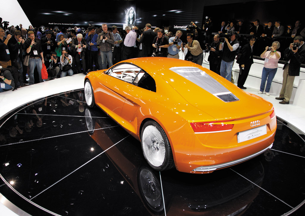 2009 Audi e-tron Gallery