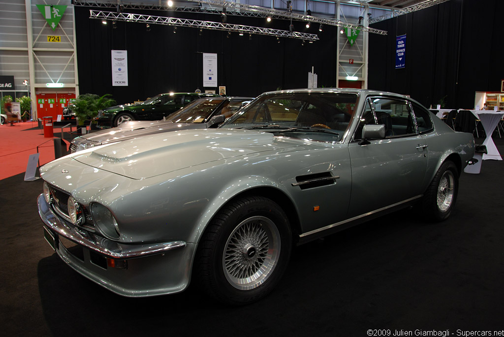 1977 Aston Martin V8 Vantage Gallery