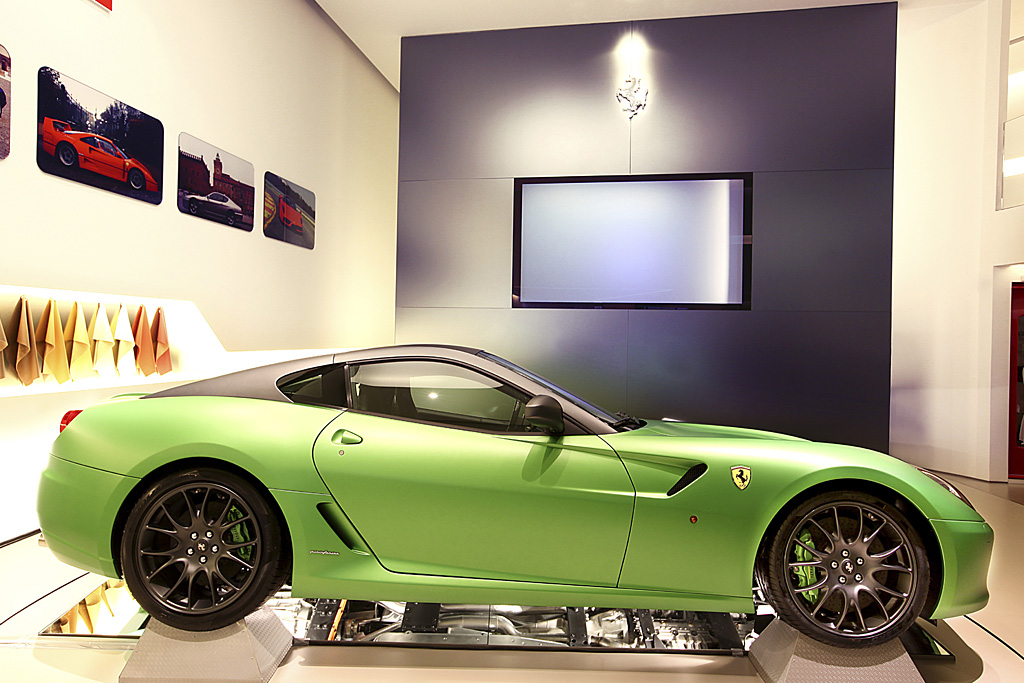 2010 Ferrari 599 HY-KERS vettura laboratorio Gallery