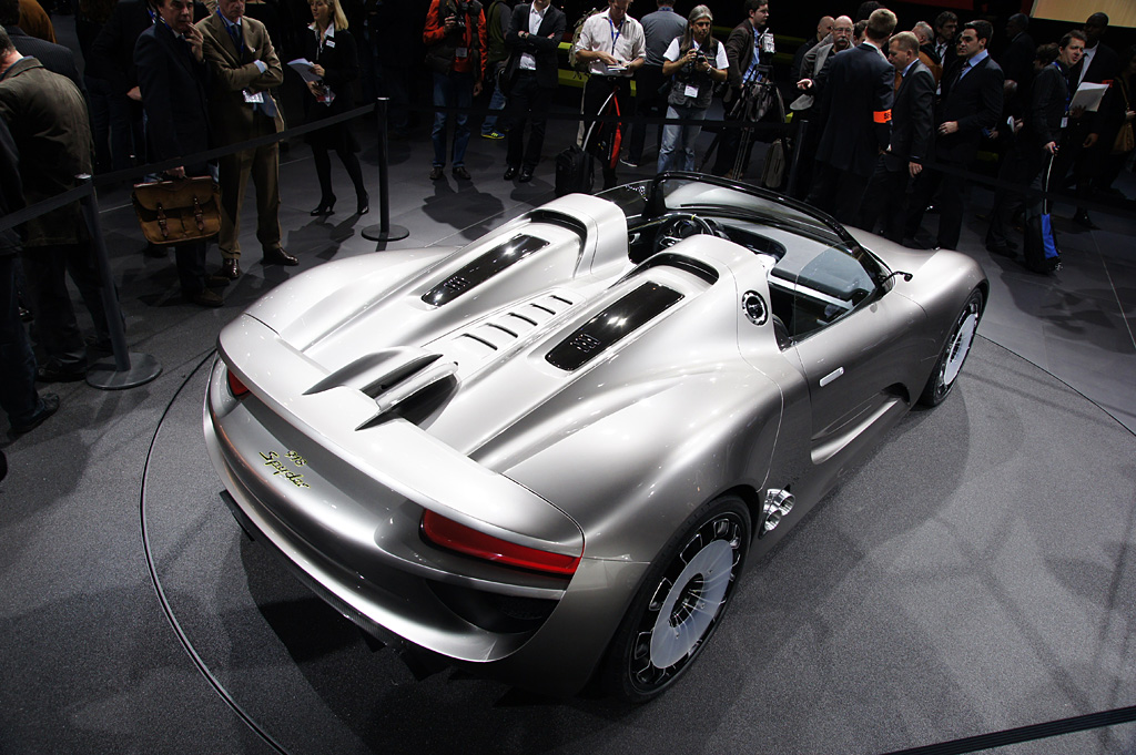 2010 Porsche 918 Spyder Gallery