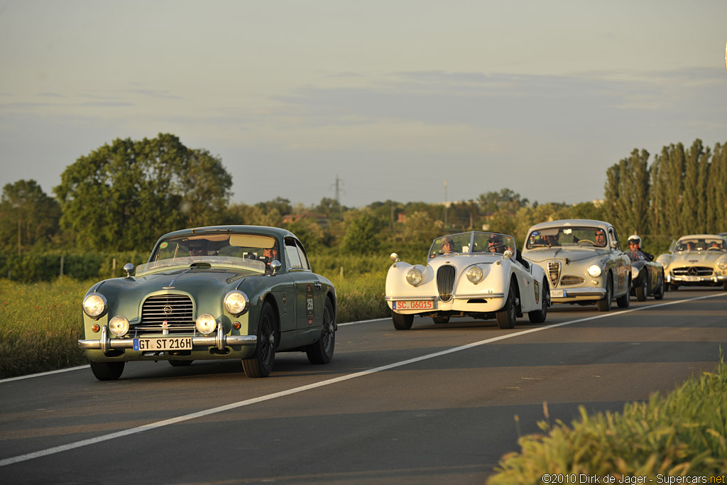 1953 Aston Martin DB2/4 Gallery