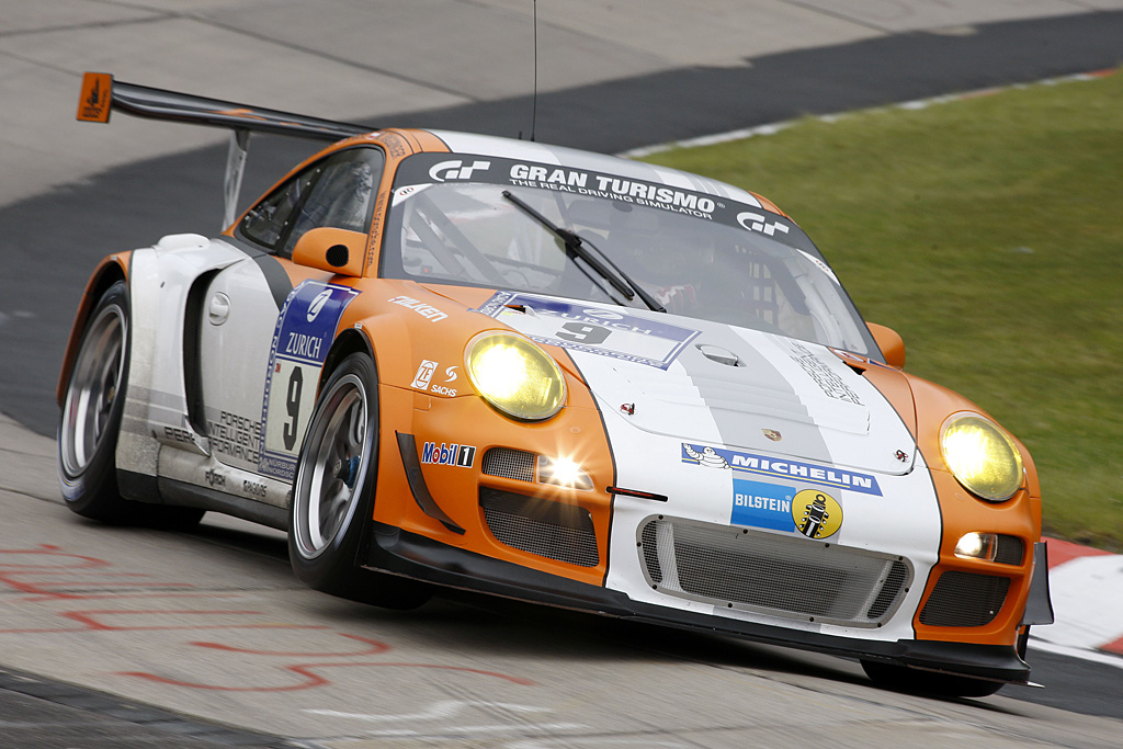 2010 Porsche 911 GT3 R Hybrid Gallery