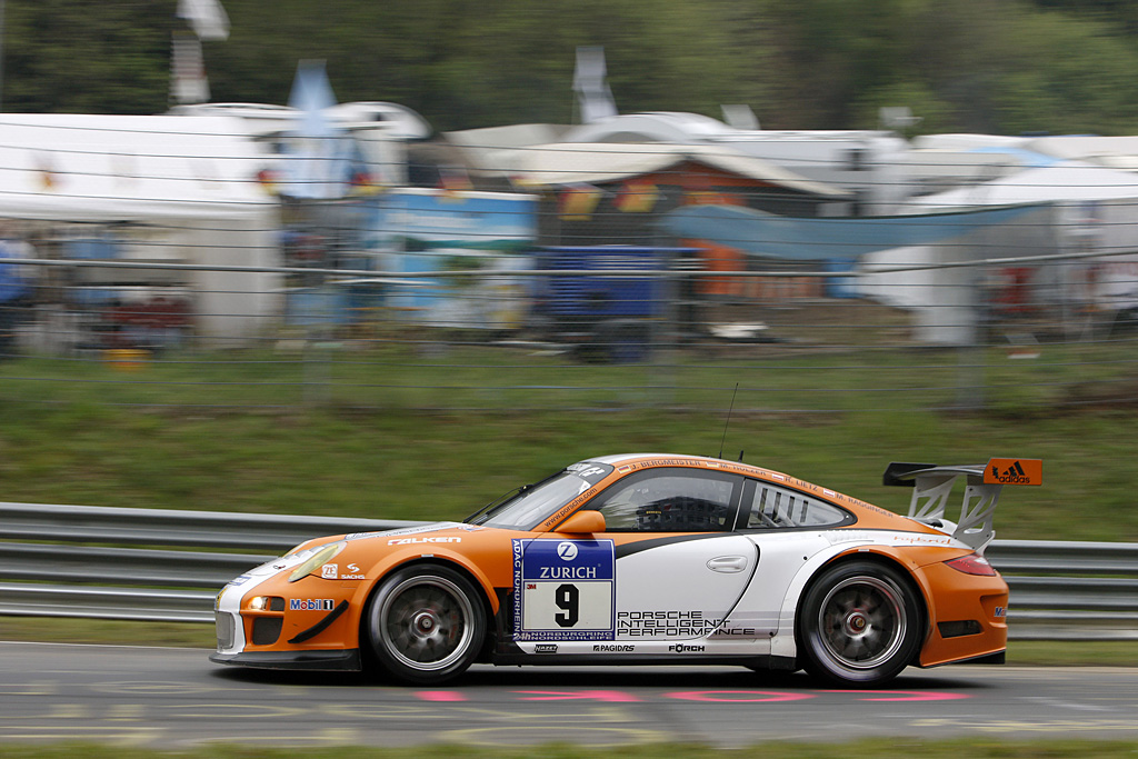 2010 Porsche 911 GT3 R Hybrid Gallery