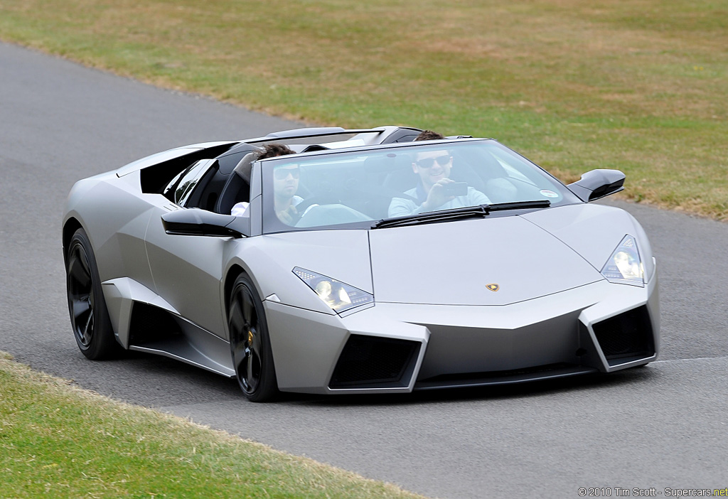 2010 Lamborghini Reventón Roadster Gallery