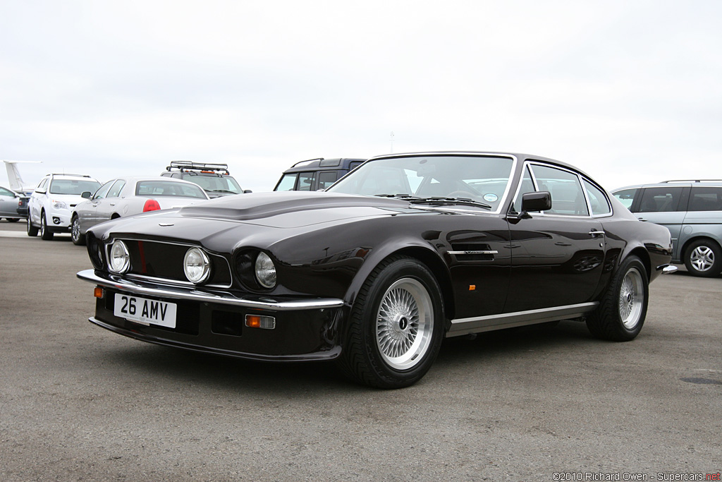 1977 Aston Martin V8 Vantage Gallery