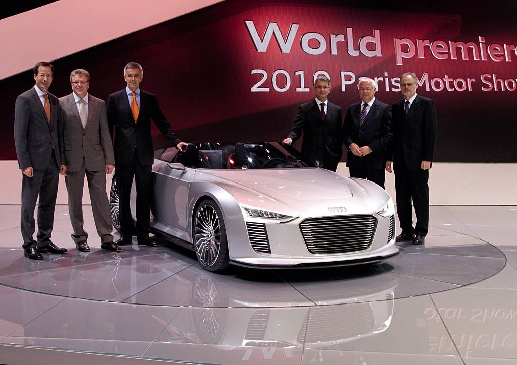 2010 Audi e-tron Spyder Gallery