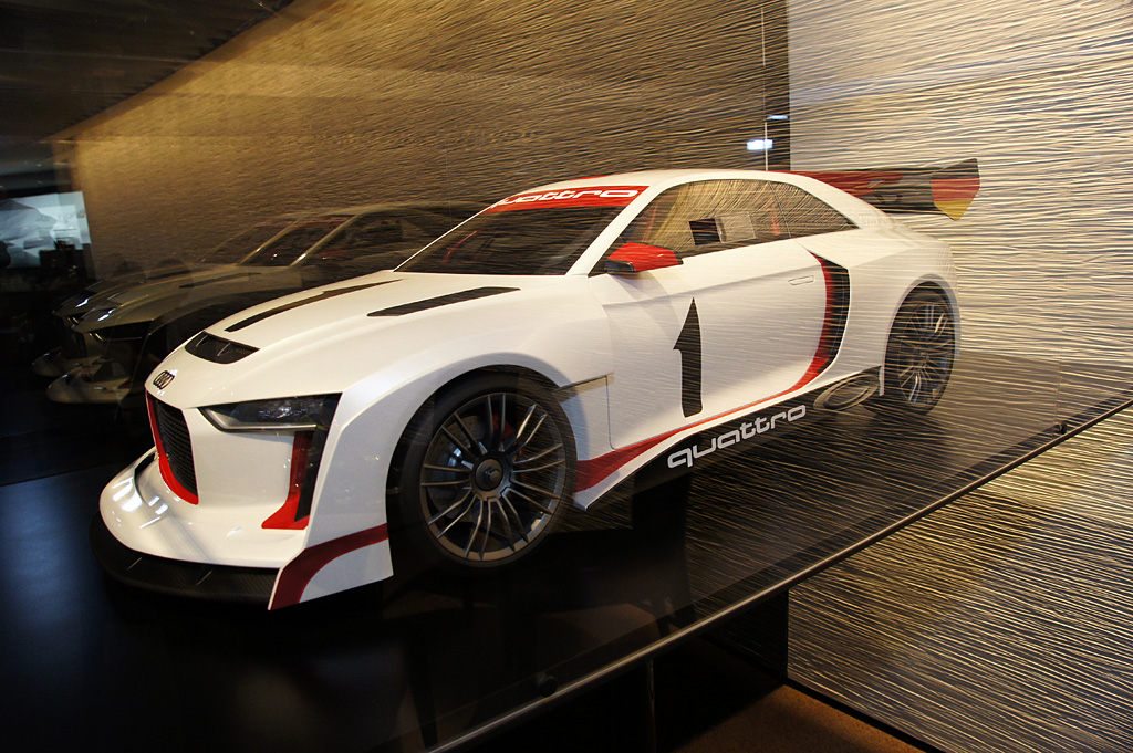 2010 Audi quattro concept Gallery