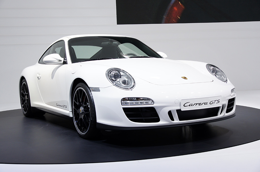 2010 Porsche 911 Carrera GTS Coupé Gallery