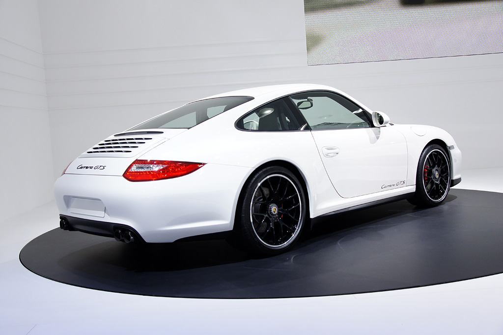 2010 Porsche 911 Carrera GTS Coupé Gallery