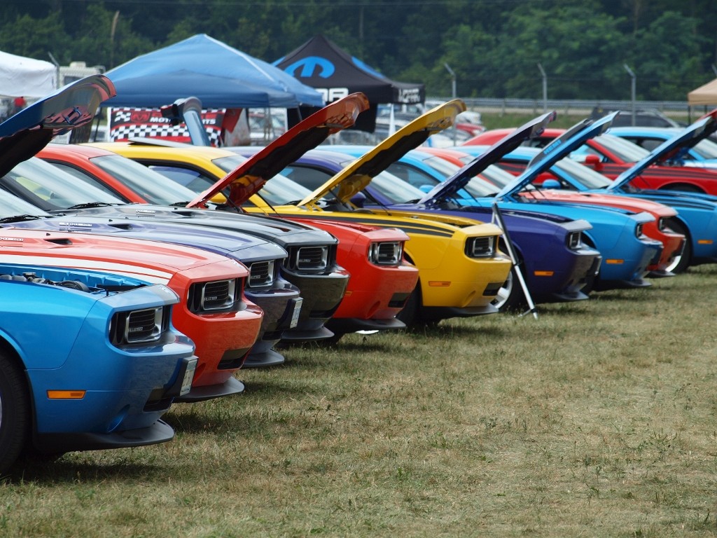 2008 Dodge Challenger SRT8 Gallery