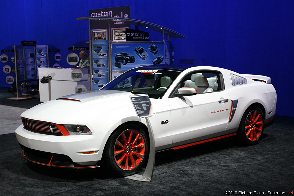 2011 Ford Mustang GT Coupe 5.0 Gallery