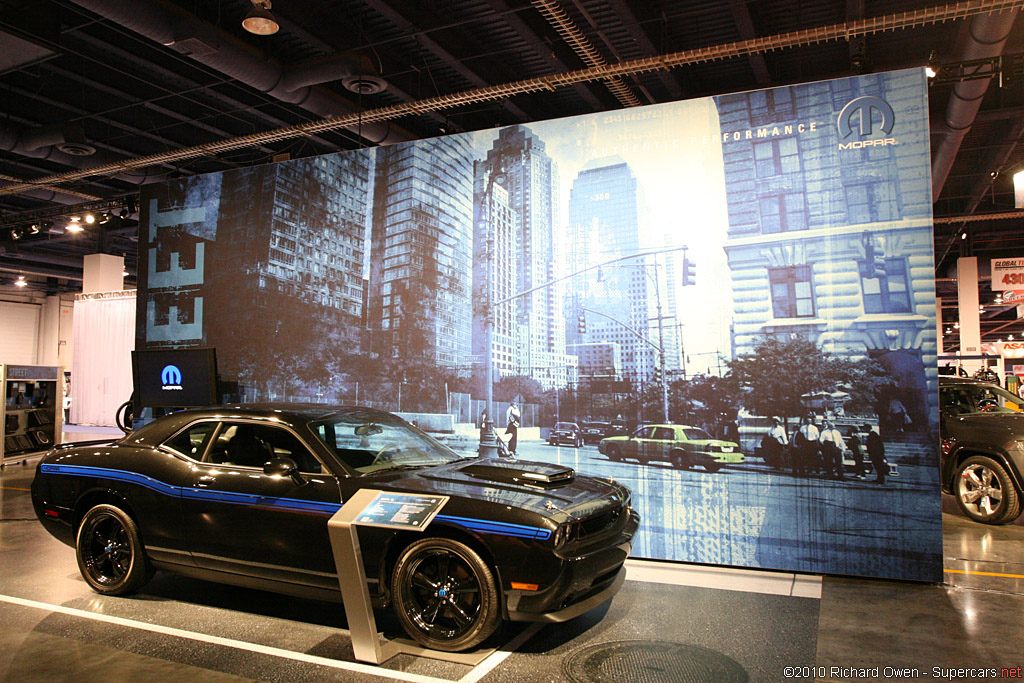 2010 Dodge Challenger R/T Mopar Edition Gallery