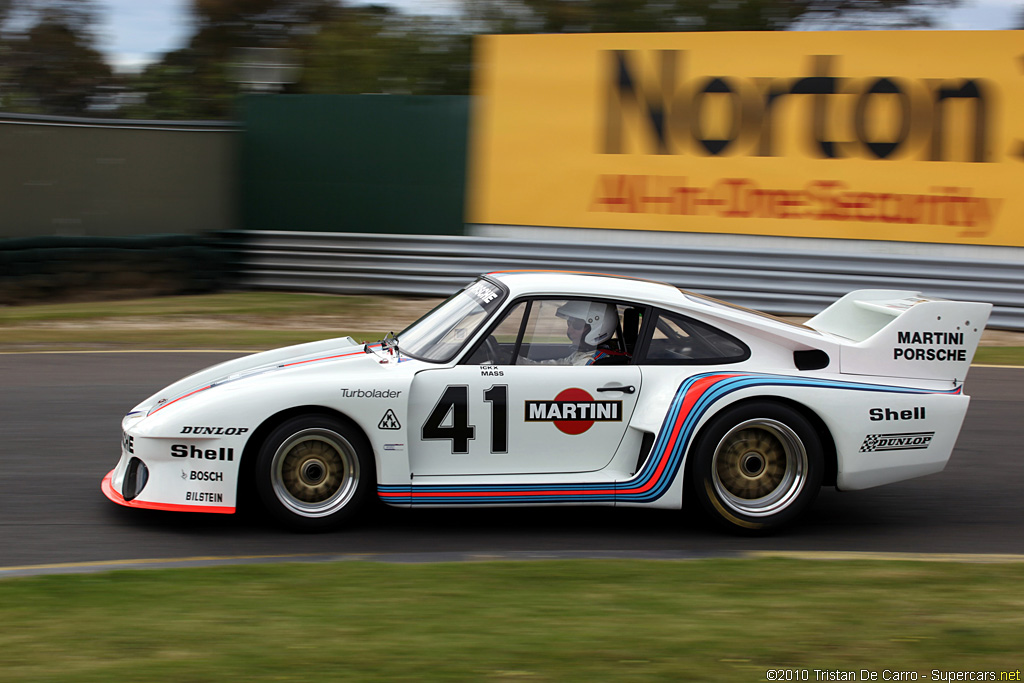 1977 Porsche 935/77 Gallery