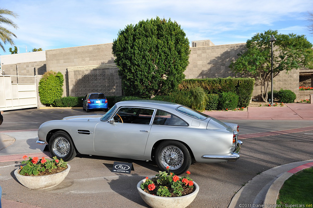 1961 Aston Martin DB4 Series V Vantage Gallery