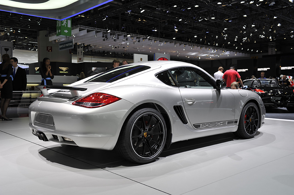 2010 Porsche Cayman R Gallery